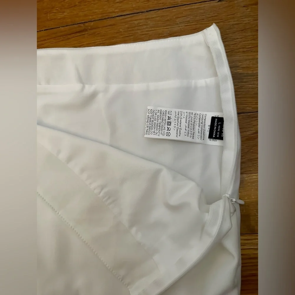 🌷 SHEIN White Skort Athletic Wrap‎ Skirt Shorts Women Size L Spring Style